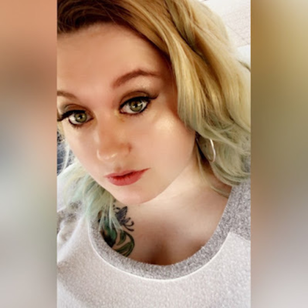 Meet your Posher, Shelby